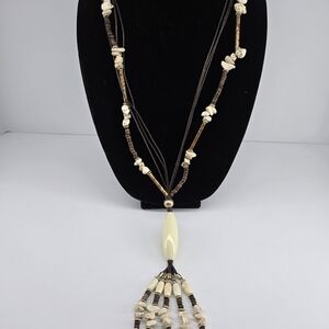 Elegant Cream and Brown Beaded Necklace